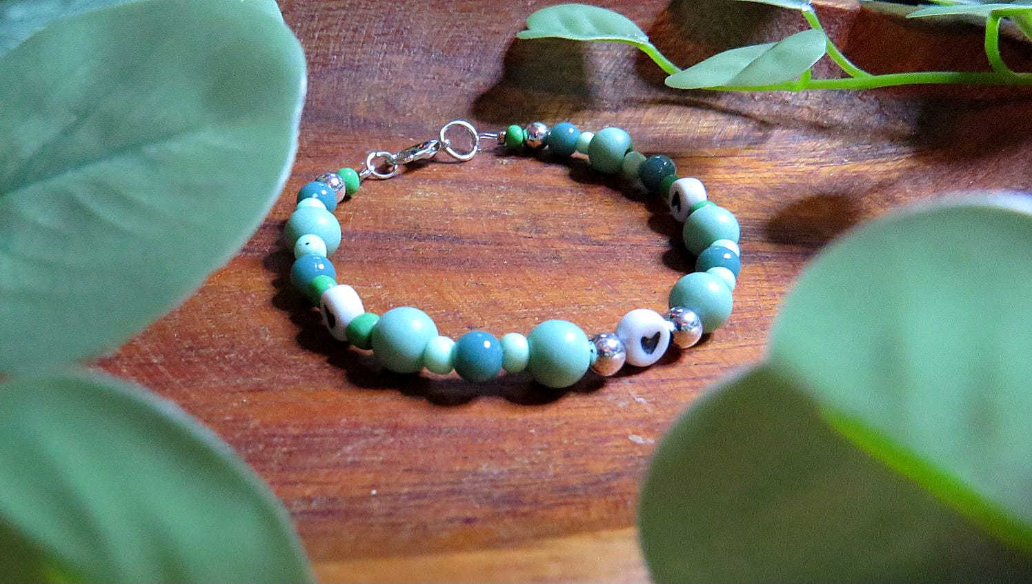 Bracelet teal + hearts